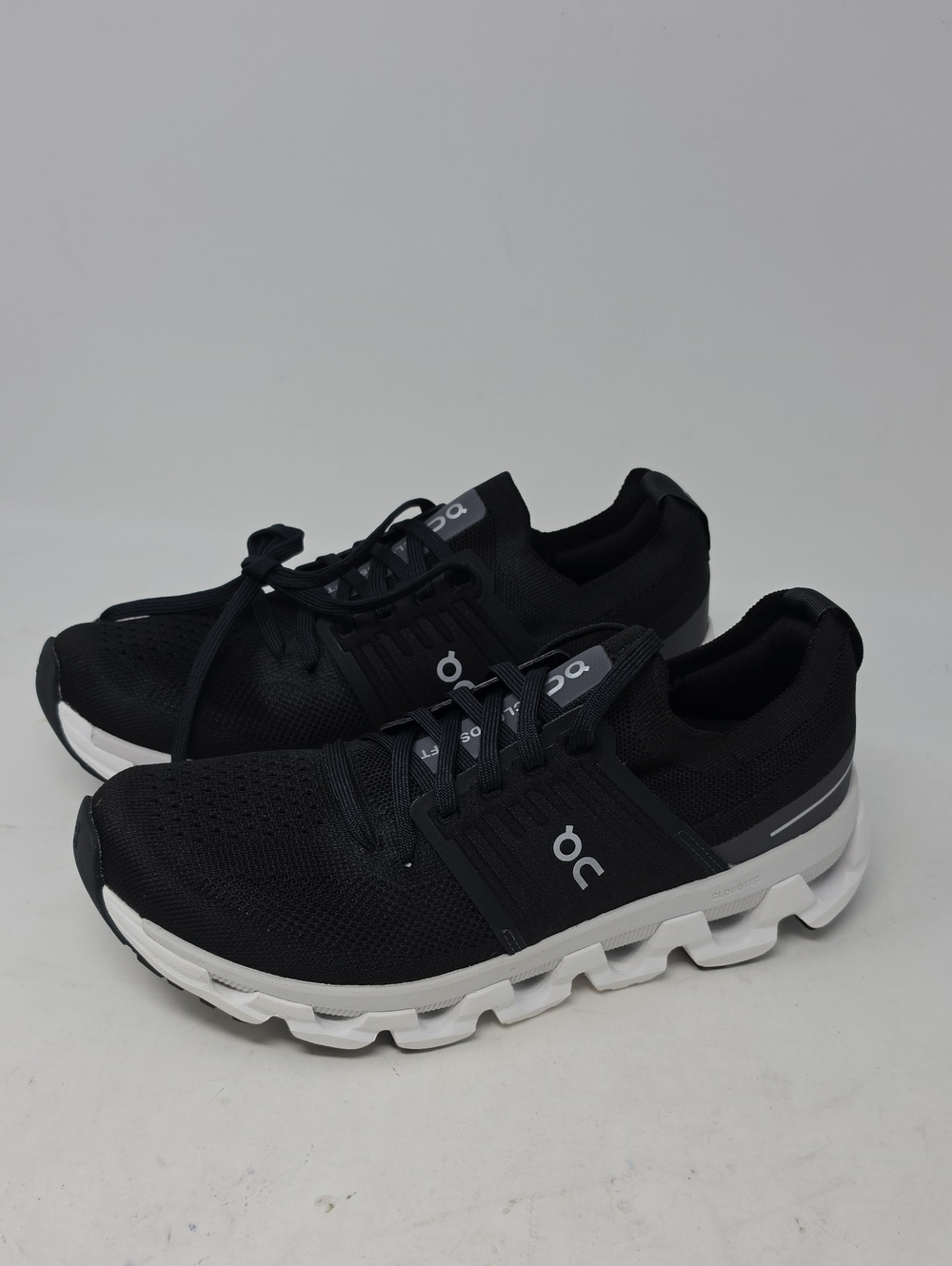 On Cloud Black/White Cloudshift 3  Running Shoes Women's Size 7.5